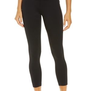 Zella Black Pocket 7/8 leggings sz XS